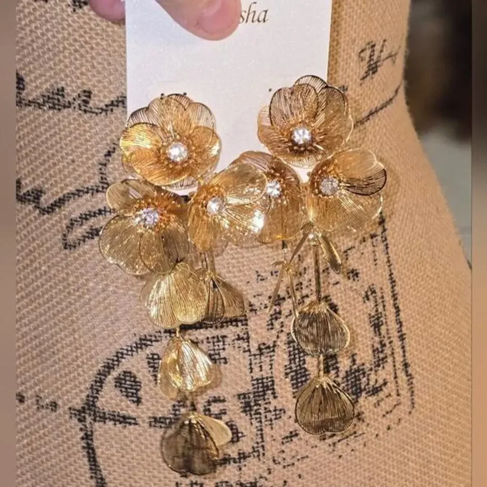 Natasha Gold Floral Drop Earrings Crystal Mesh Flower‎ Statement Chandelier 4.5